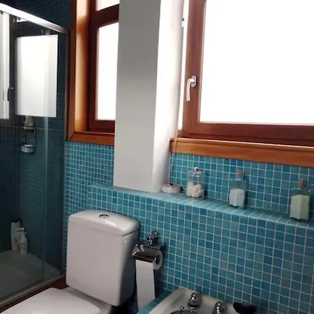 Chalet Con Piscina Cerca De Playas De Vigo