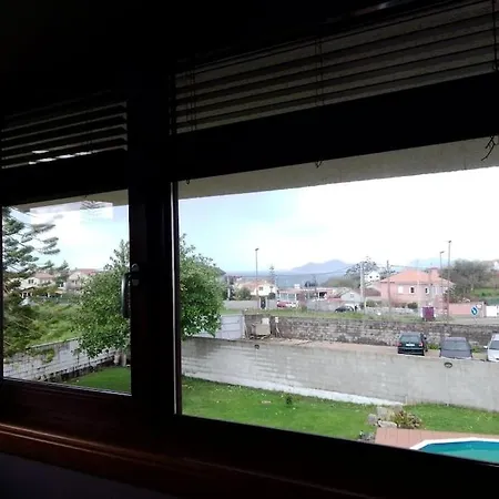 Chalet Con Piscina Cerca De Playas De