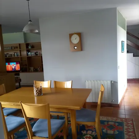 Chalet Con Piscina Cerca De Playas De Holiday home Vigo
