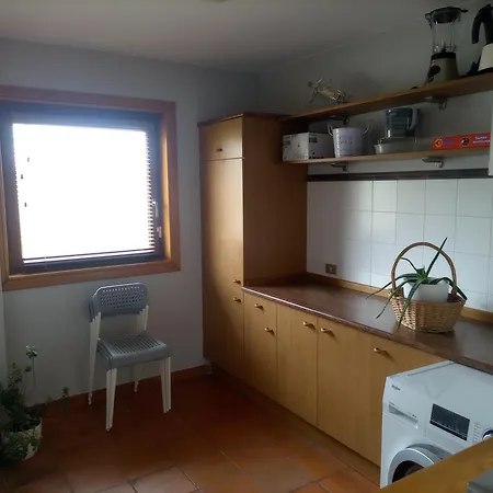 Chalet Con Piscina Cerca De Playas De *
