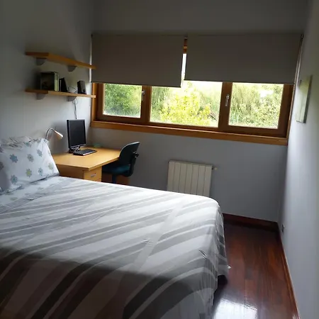 Chalet Con Piscina Cerca De Playas De Vigo